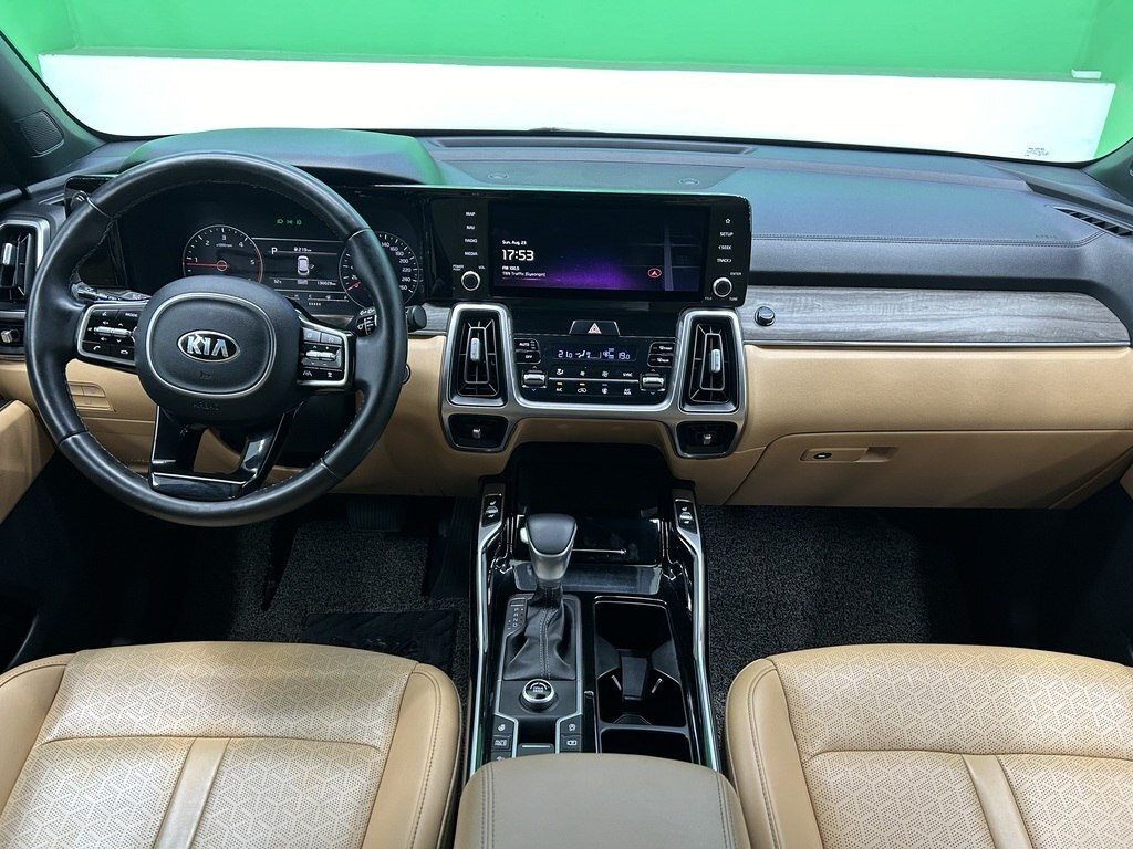 2020 Kia Sorento, 2.2L, 130000km - Image 9