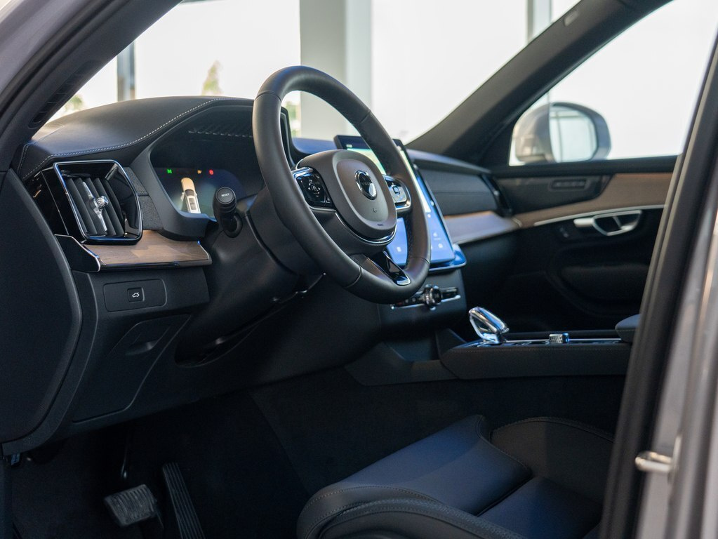 2026 Volvo XC90, 2.0L, 0km - Image 14