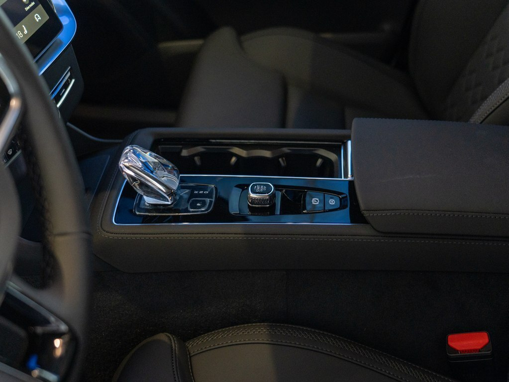 2026 Volvo XC90, 2.0L, 0km - Image 15