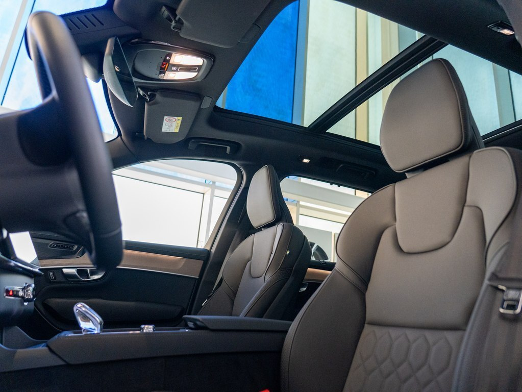 2026 Volvo XC90, 2.0L, 0km - Image 22