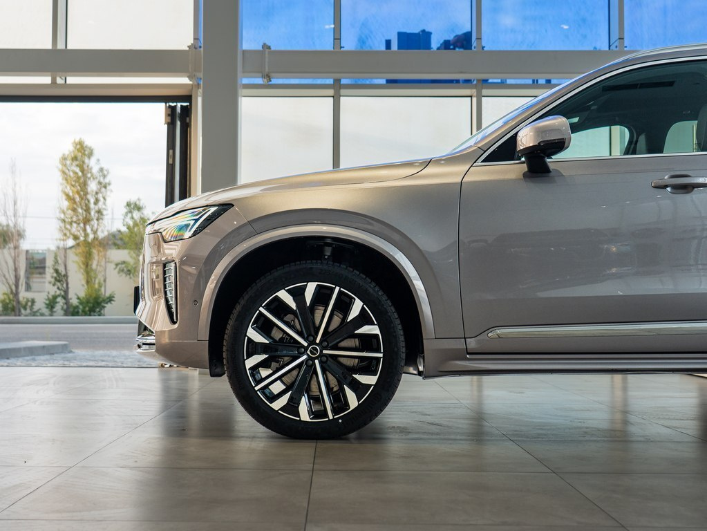 2026 Volvo XC90, 2.0L, 0km - Image 6