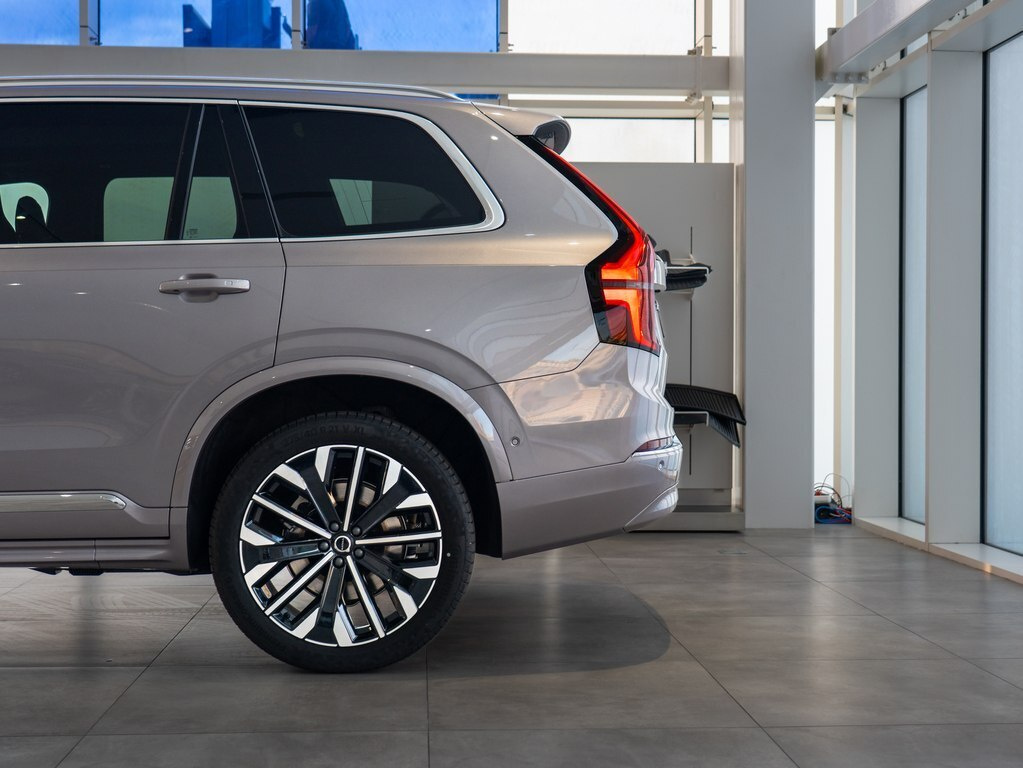 2026 Volvo XC90, 2.0L, 0km - Image 7