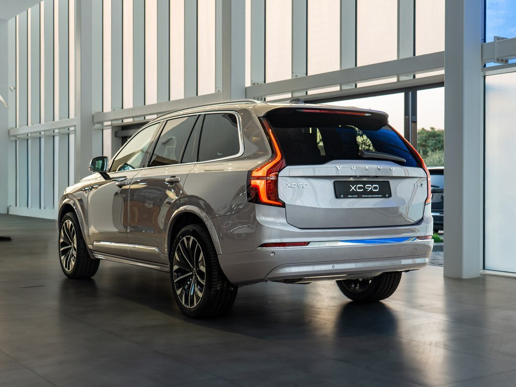 2026 Volvo XC90, 2.0L, 0km - Image 10