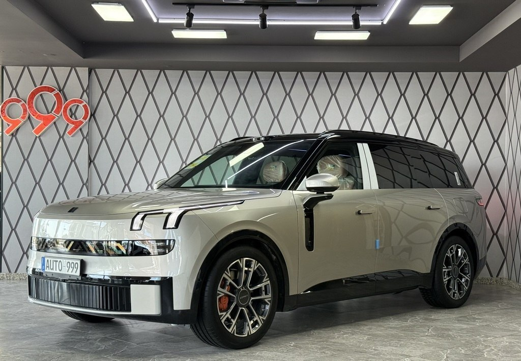 2026 Lynk & Co 900, 2.0L, 0km - Image 2
