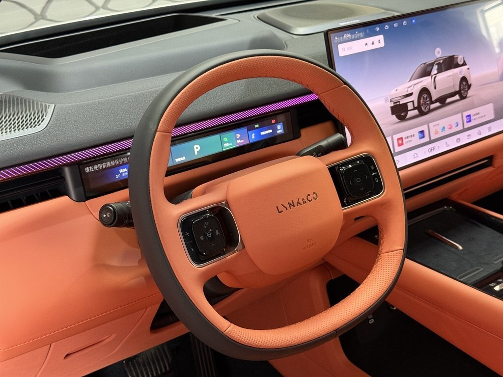 2026 Lynk & Co 900, 2.0L, 0km - Image 12
