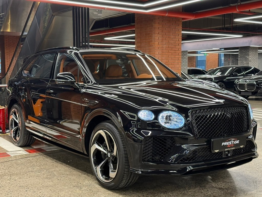 2025 Bentley Bentayga, 4.0L, 0km - Image 2