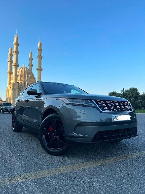 2018 Land Rover RR Velar, 2.0L, 185000km - Image 3