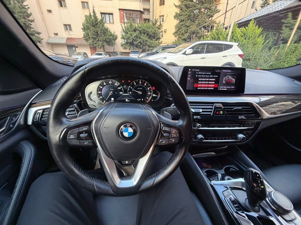 2018 BMW 530, 2.0L, 207000km - Image 10
