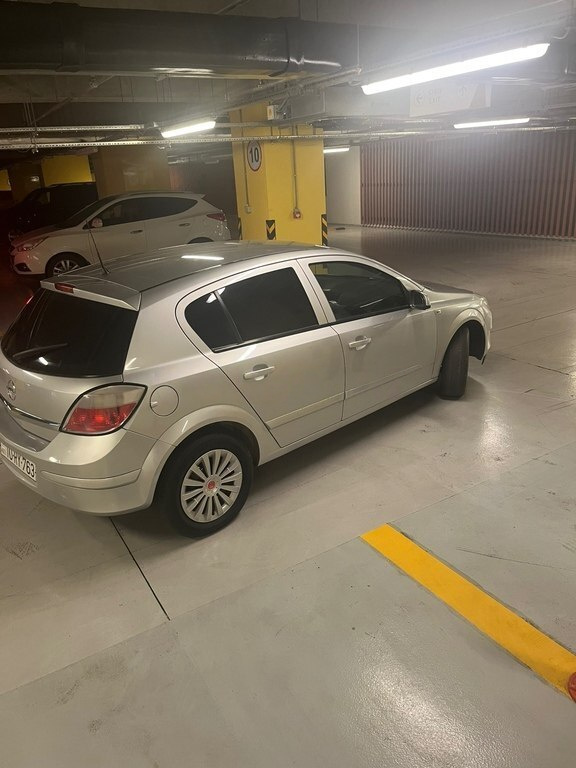 2007 Opel Astra, 1.4L, 352000km - Image 14