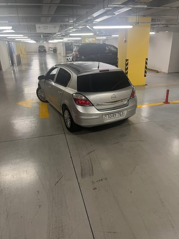 2007 Opel Astra, 1.4L, 352000km - Image 17