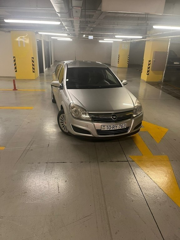 2007 Opel Astra, 1.4L, 352000km - Image 4