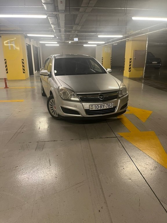 2007 Opel Astra, 1.4L, 352000km - Image 6