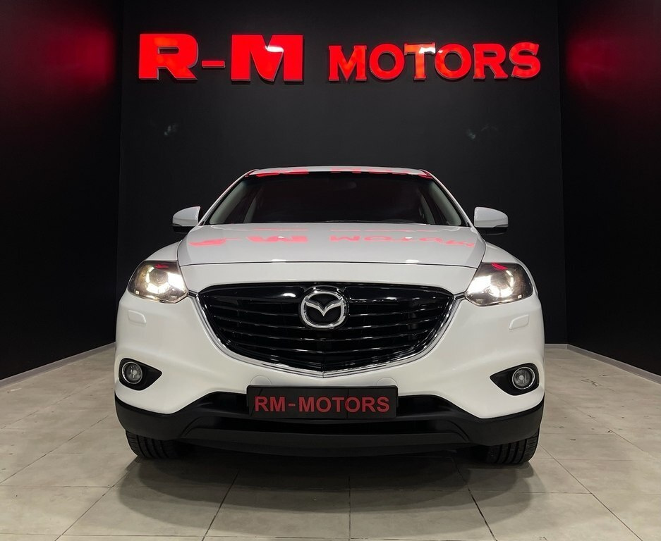 2013 Mazda CX-9, 3.7L, 120000km - Image 1