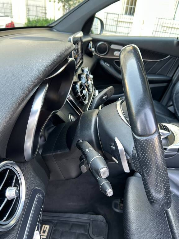 2017 Mercedes GLC 250 4MATIC Coupe, 2.0L, 122000km - Image 19