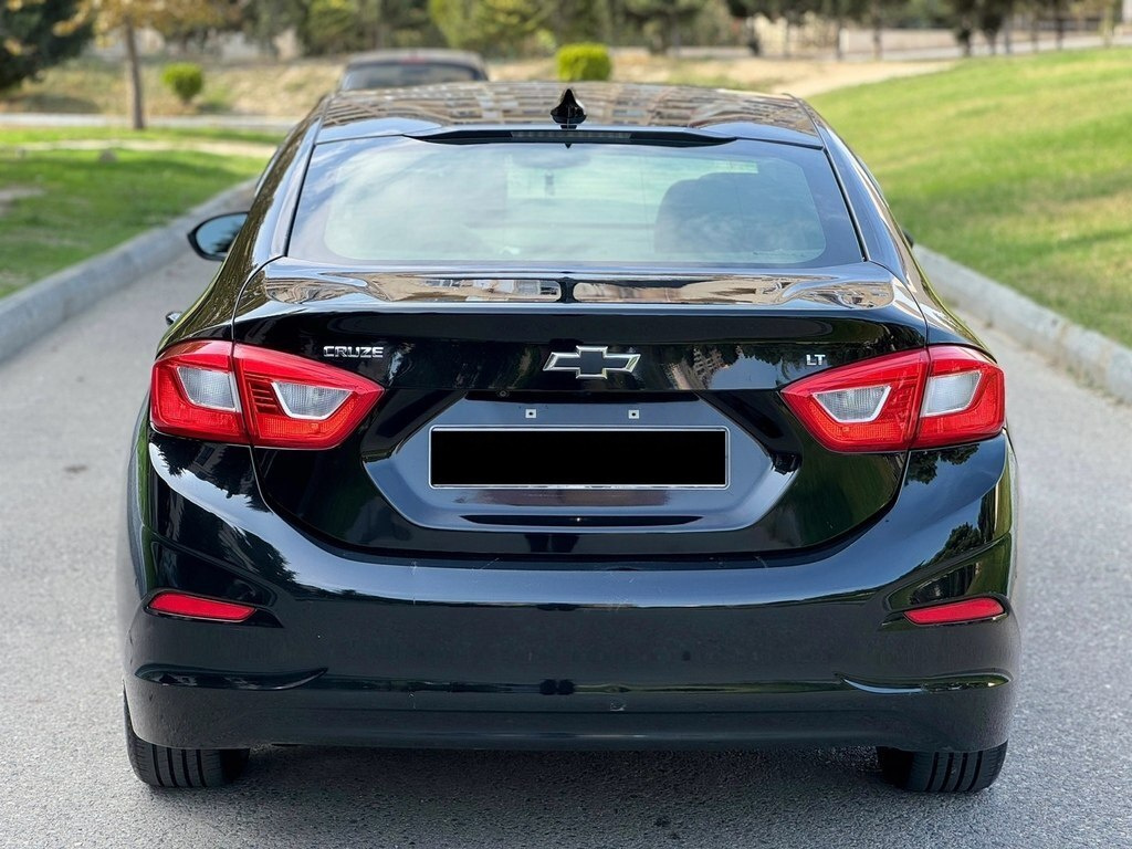 2016 Chevrolet Cruze, 1.4L, 119000km - Image 9