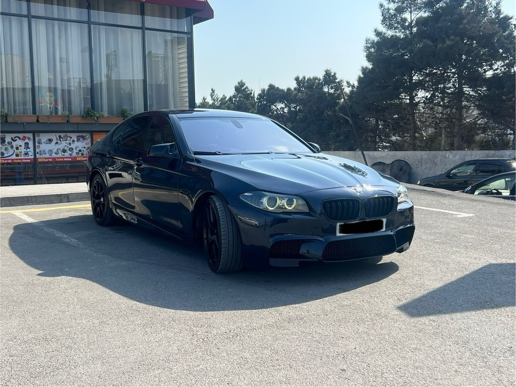 2011 BMW 520d, 2.0L, 500000km - Image 1