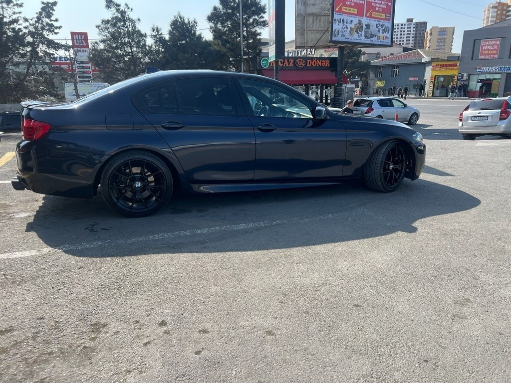 2011 BMW 520d, 2.0L, 500000km - Image 7