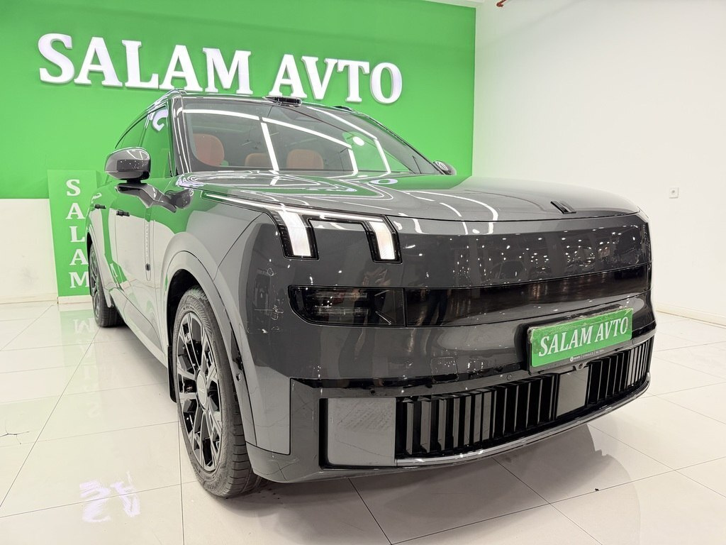 2025 Lynk & Co 900, 1.5L, 5700km - Image 1