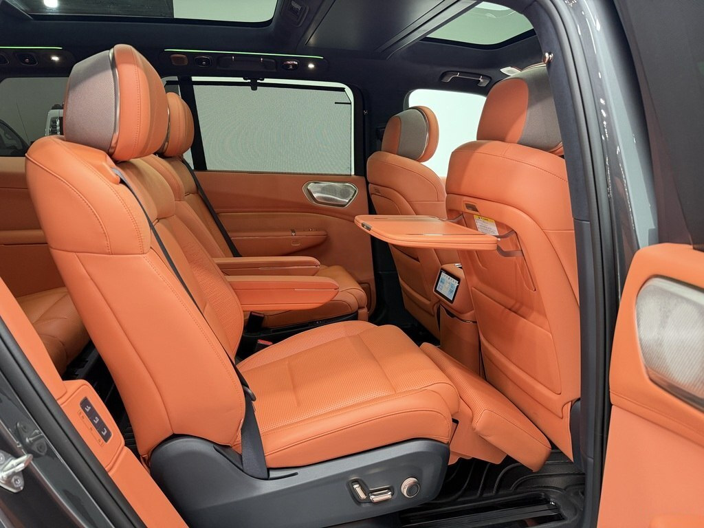 2025 Lynk & Co 900, 1.5L, 5700km - Image 13