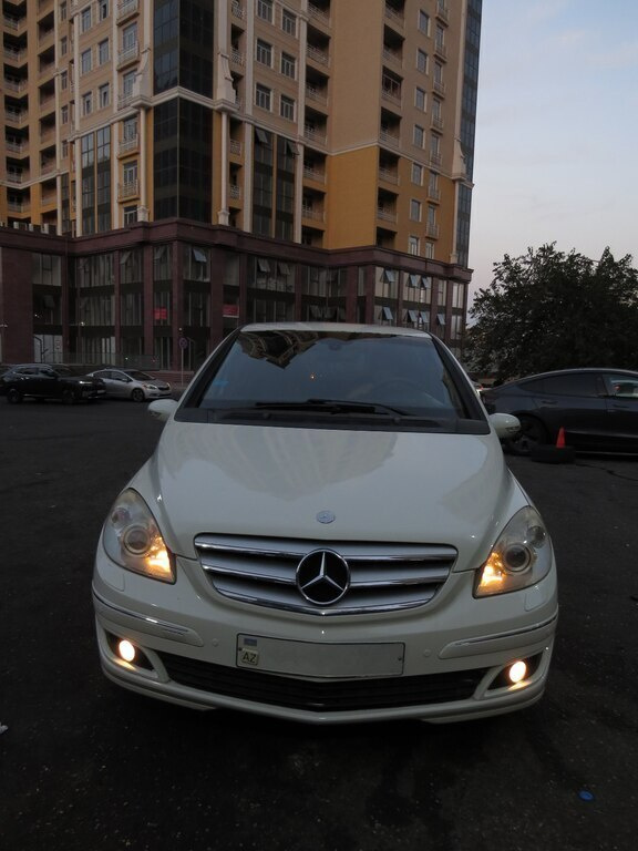 2006 Mercedes B 200, 2.0L, 226000km - Image 2