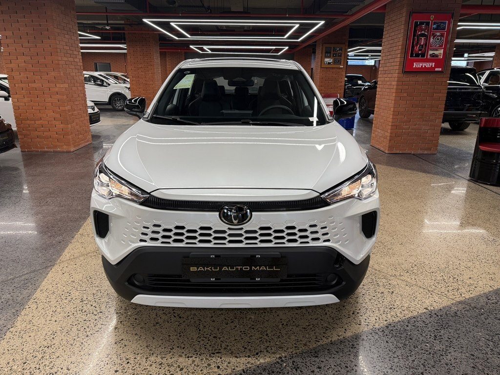 2025 Toyota Corolla Cross, 2.0L, 0km - Image 1
