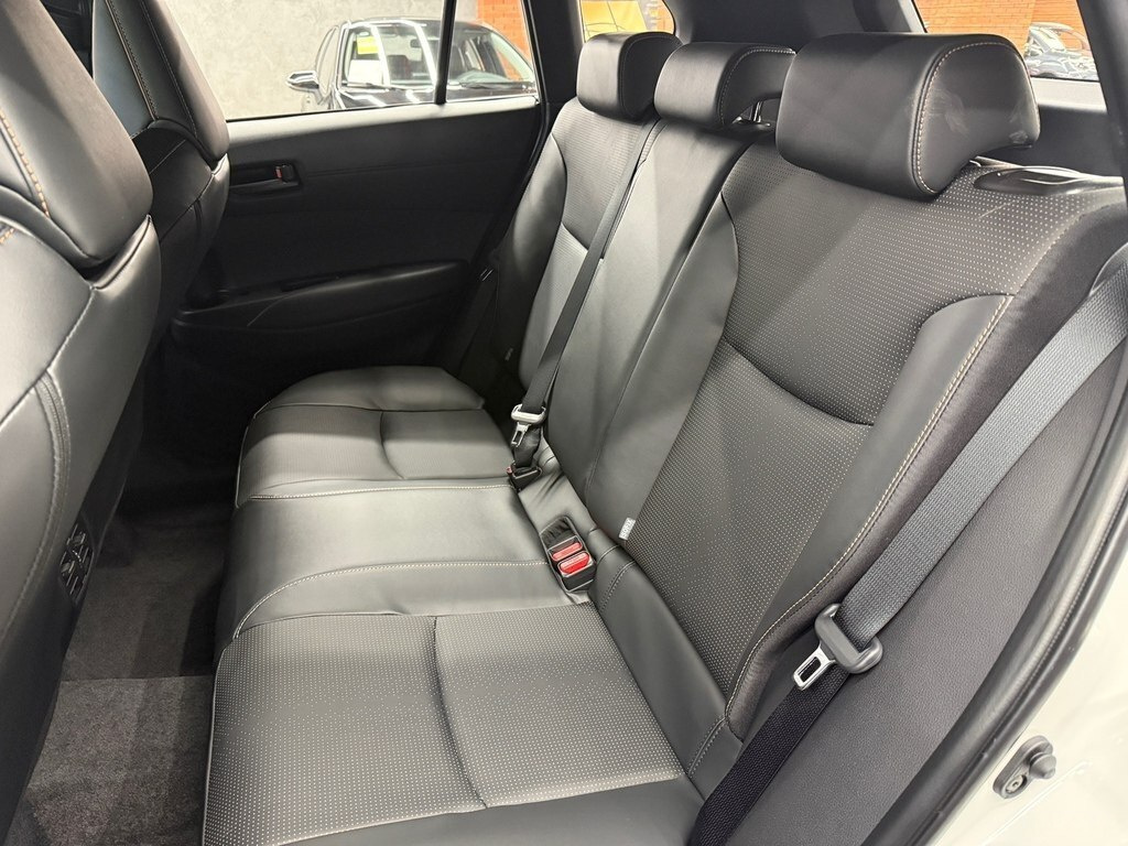 2025 Toyota Corolla Cross, 2.0L, 0km - Image 15