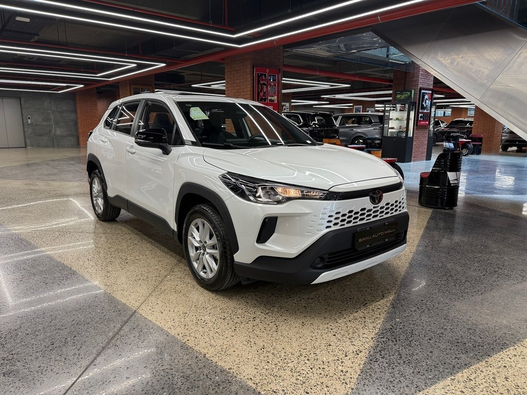 2025 Toyota Corolla Cross, 2.0L, 0km - Image 3