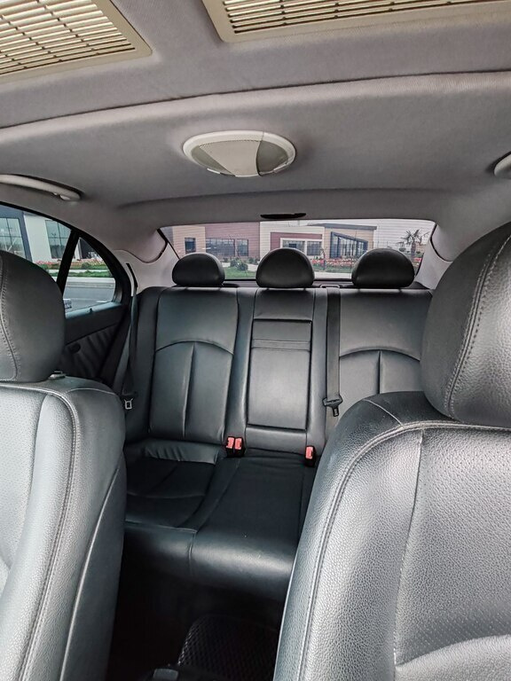 2006 Mercedes E 220, 2.2L, 291633km - Image 18