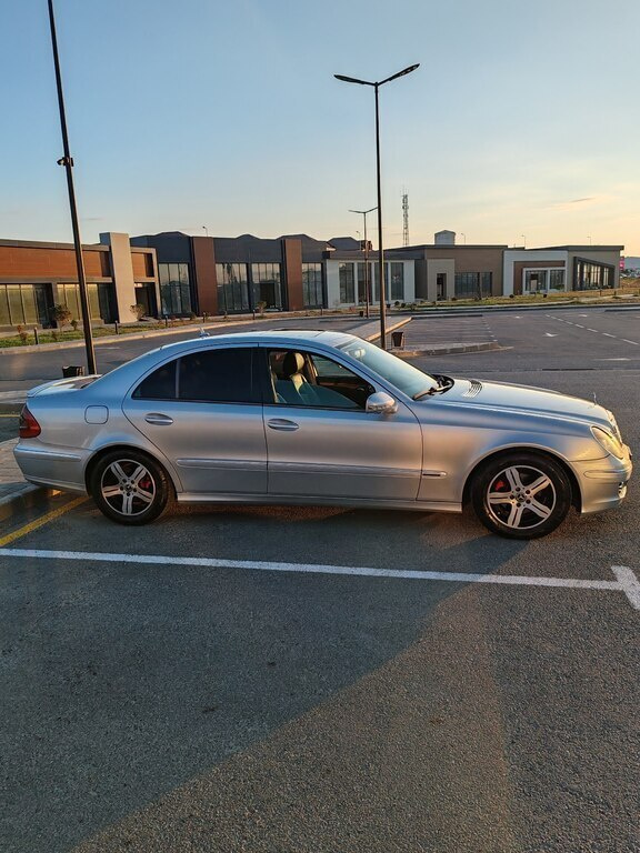 2006 Mercedes E 220, 2.2L, 291633km - Image 6