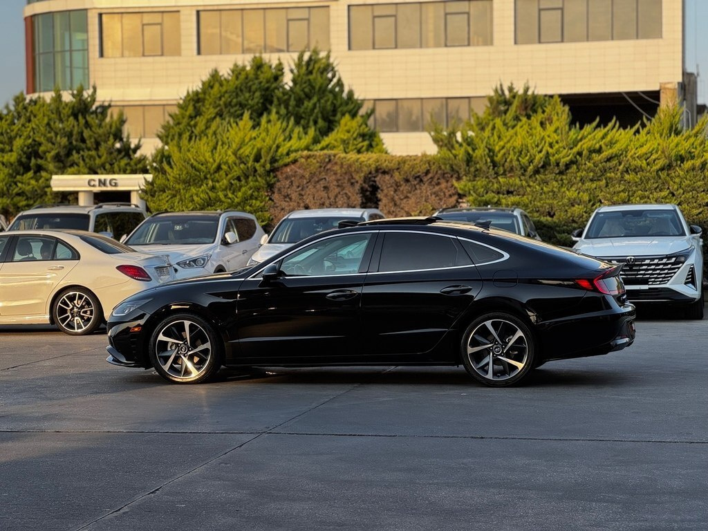 2022 Hyundai Sonata, 1.6L, 89000km - Image 10