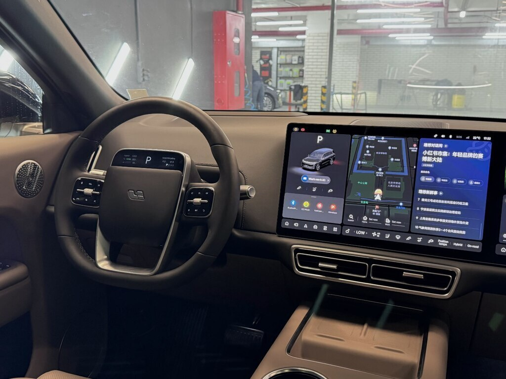2025 Li Auto L9, 1.5L, 0km - Image 14