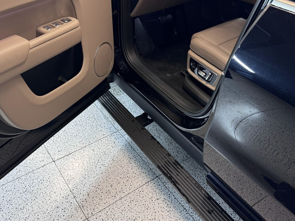 2025 Li Auto L9, 1.5L, 0km - Image 18
