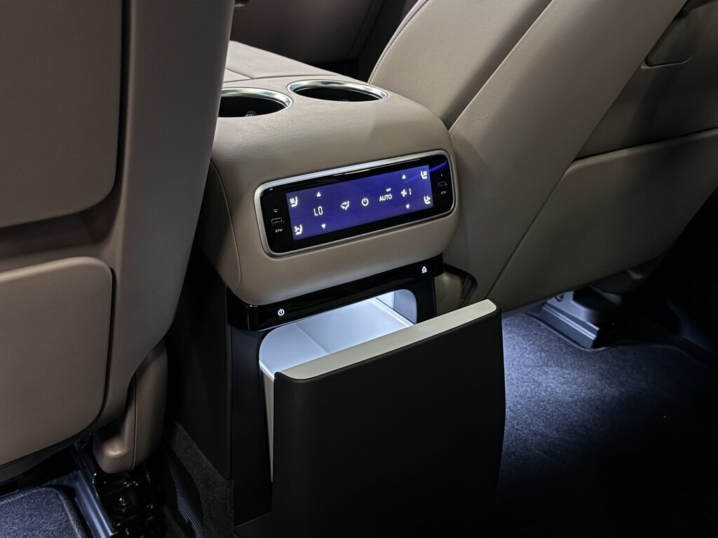 2025 Li Auto L9, 1.5L, 0km - Image 30