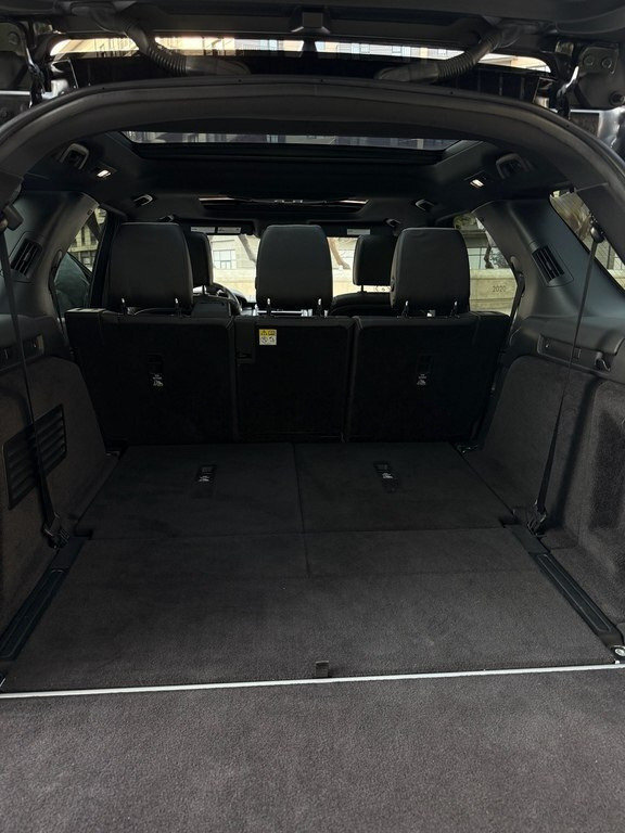 2020 Land Rover Discovery, 3.0L, 132597km - Image 11