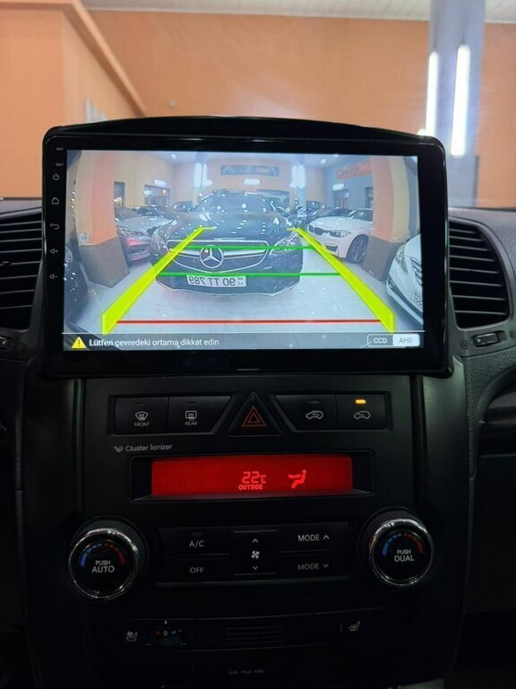 2010 Kia Sorento, 2.0L, 218086km - Image 25