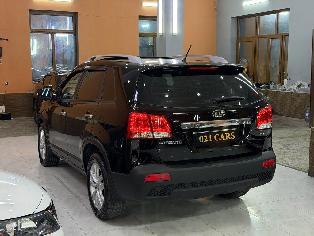 2010 Kia Sorento, 2.0L, 218086km - Image 7