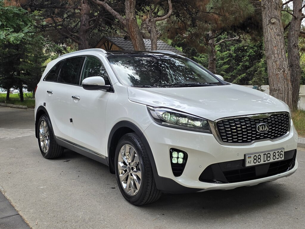2018 Kia Sorento, 2.2L, 126000km - Image 3
