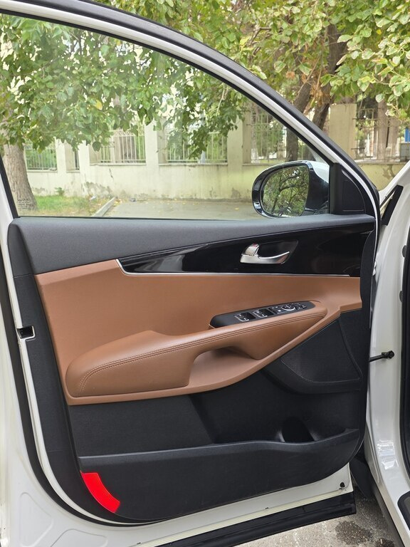 2018 Kia Sorento, 2.2L, 126000km - Image 10