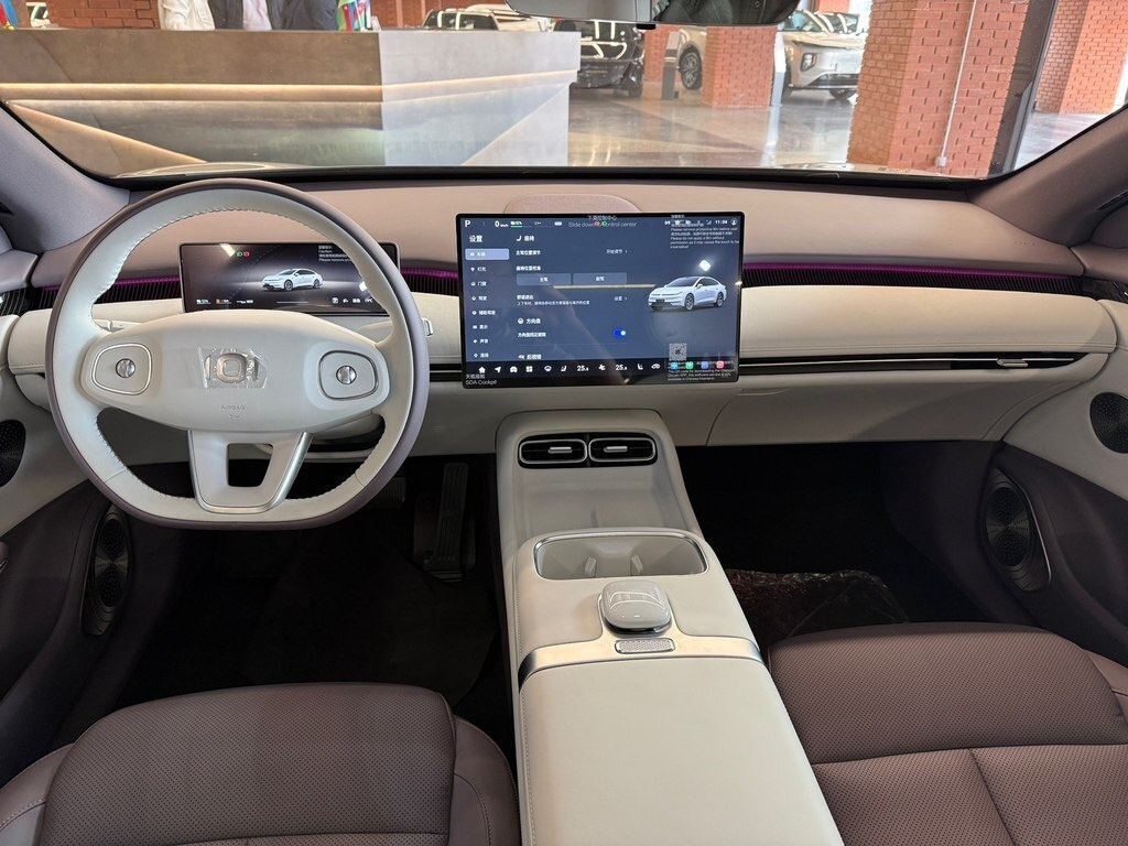 2025 Changan Qiyuan A06R, 1.5L, 0km - Image 14