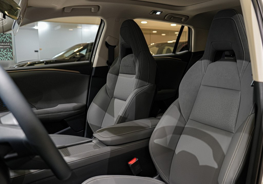 2026 Lynk & Co 06, 1.5L, 0km - Image 22
