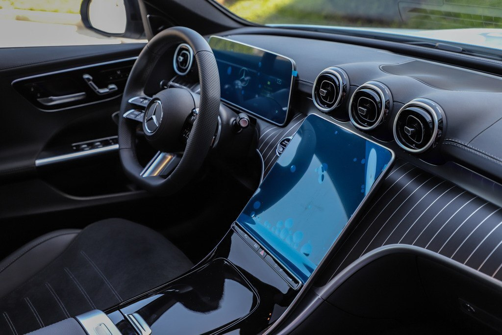 2024 Mercedes C 200, 1.5L, 0km - Image 12