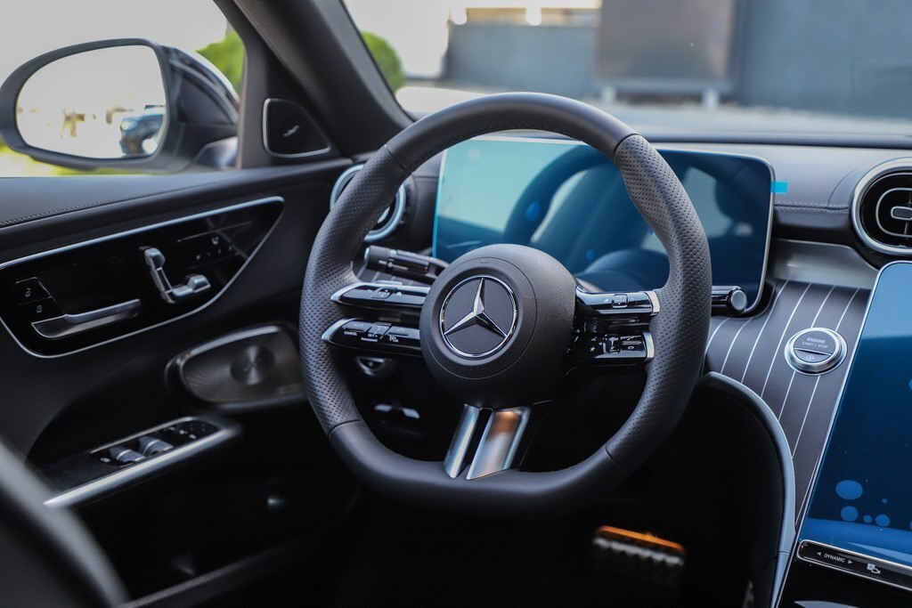 2024 Mercedes C 200, 1.5L, 0km - Image 9
