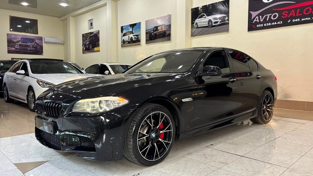 2013 BMW 528, 2.0L, 245000km - Image 2