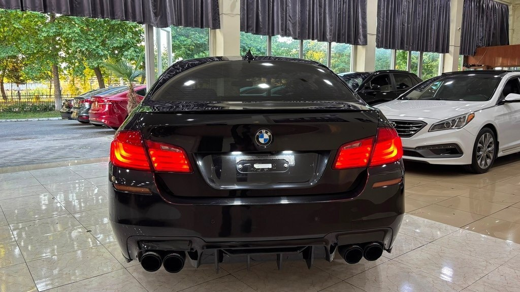 2013 BMW 528, 2.0L, 245000km - Image 12