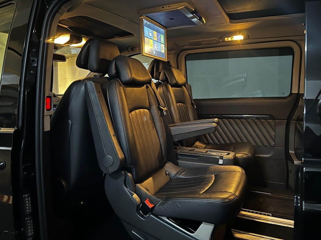 2013 Mercedes Viano, 3.0L, 300000km - Image 4