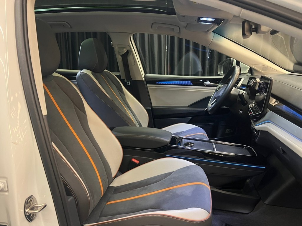 2022 Volkswagen ID.6 X, 0.0L, 43000km - Image 12