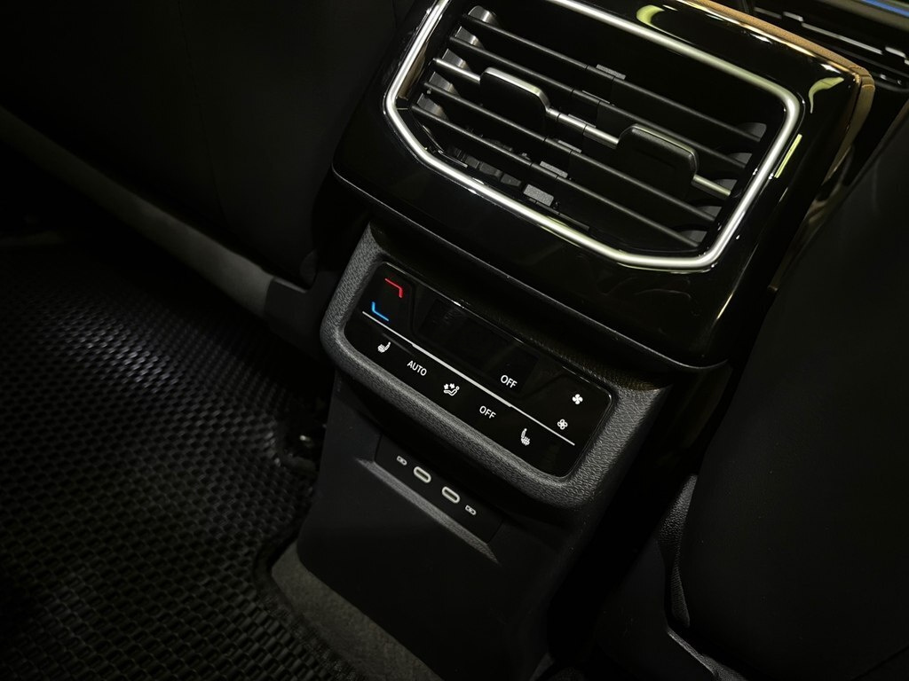 2022 Volkswagen ID.6 X, 0.0L, 43000km - Image 14