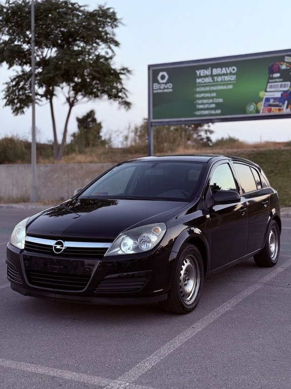 2004 Opel Astra, 1.4L, 255000km - Image 2