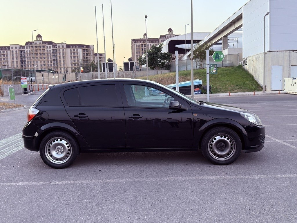 2004 Opel Astra, 1.4L, 255000km - Image 7