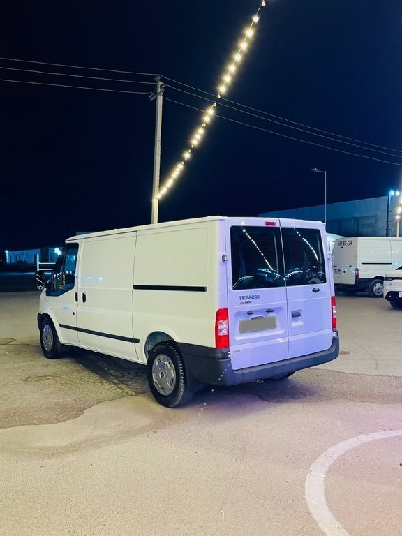 2011 Ford Transit, 2.2L, 193000km - Image 2